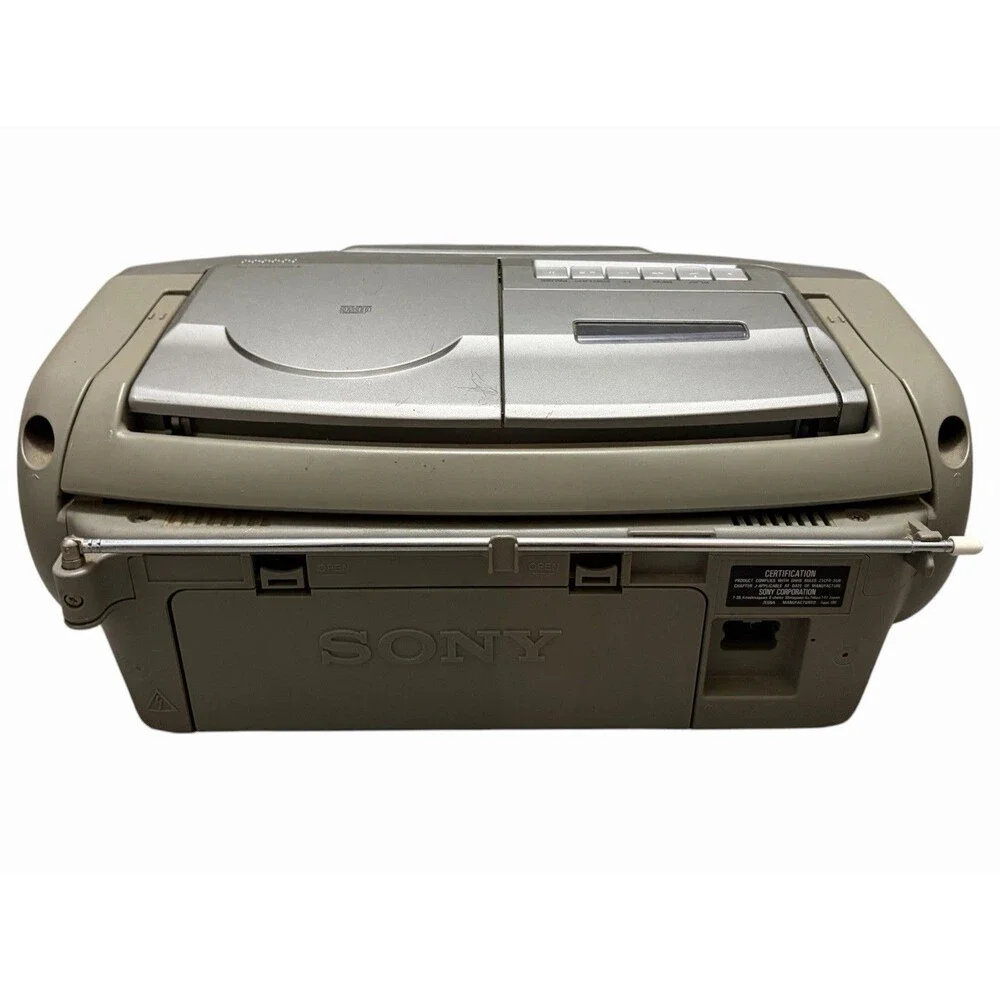 Sony CFD-V17 Portable Mega Bass AM-FM Radio CD Cassette Recorder Boombox